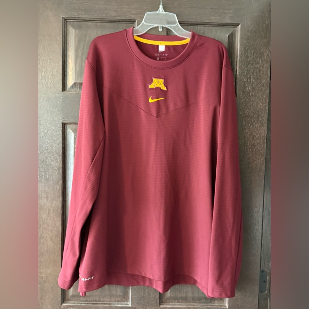 University of Minnesota Nike Dri-FIT Shirt